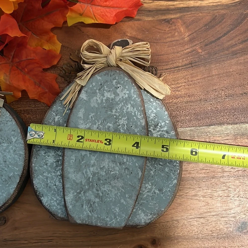 ☀️Clearance- Kirkland’s Home Chunky 3D Wood Metallic Tabletop Pumpkins 2 Pc Set - Picture 7 of 12